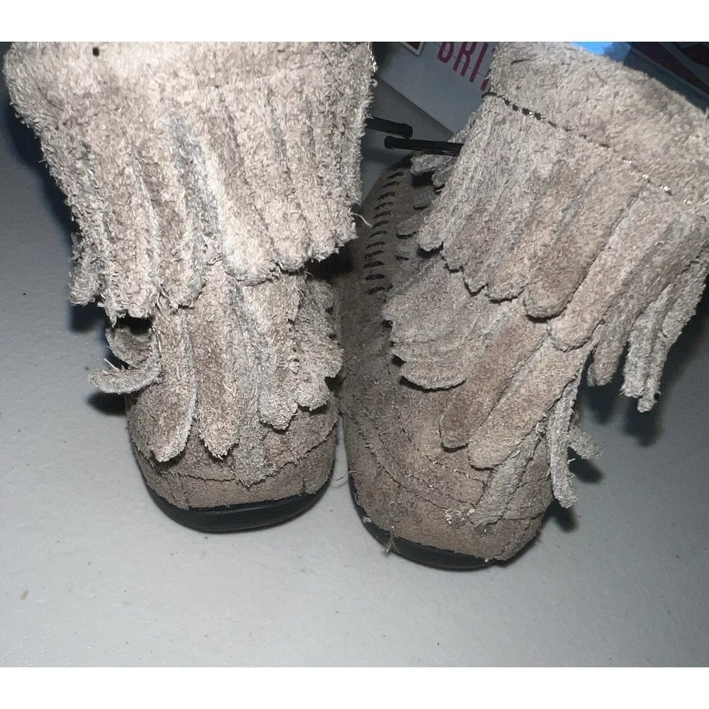 Minnetonka Moccasins little Kids 7 Double Layer Fringe Boots Side Zip Children's